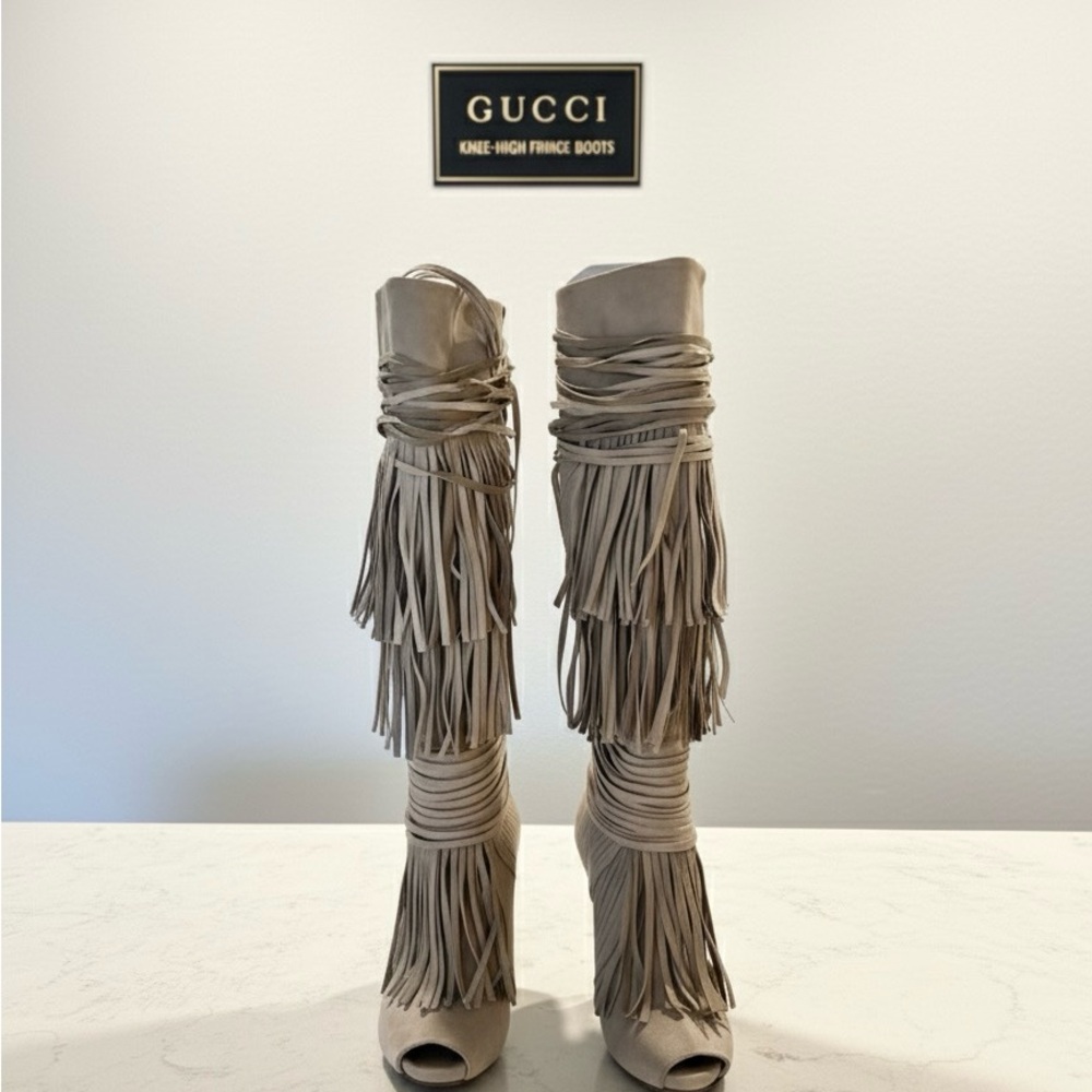 Gorgeous Gucci Beige Fringe Heeled Boots - Picture 3 of 10